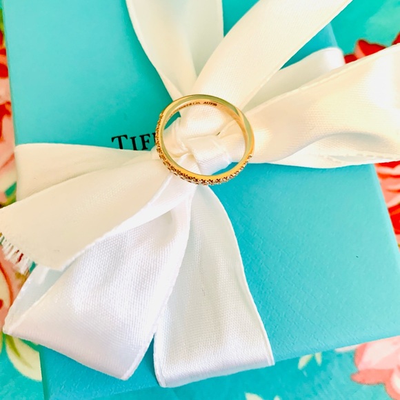 ❌❌SOLD❌❌♥️Authentic 18k Rose Gold Soleste Half Eternity Band♥️ - Picture 4 of 6